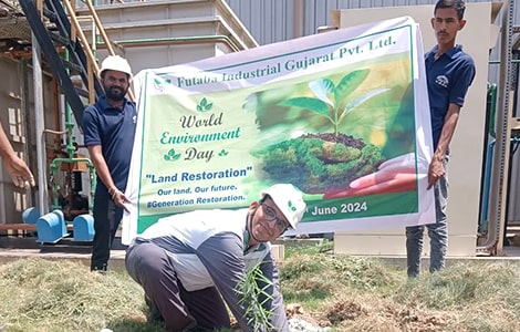 Tree planting（Canada, China and India）